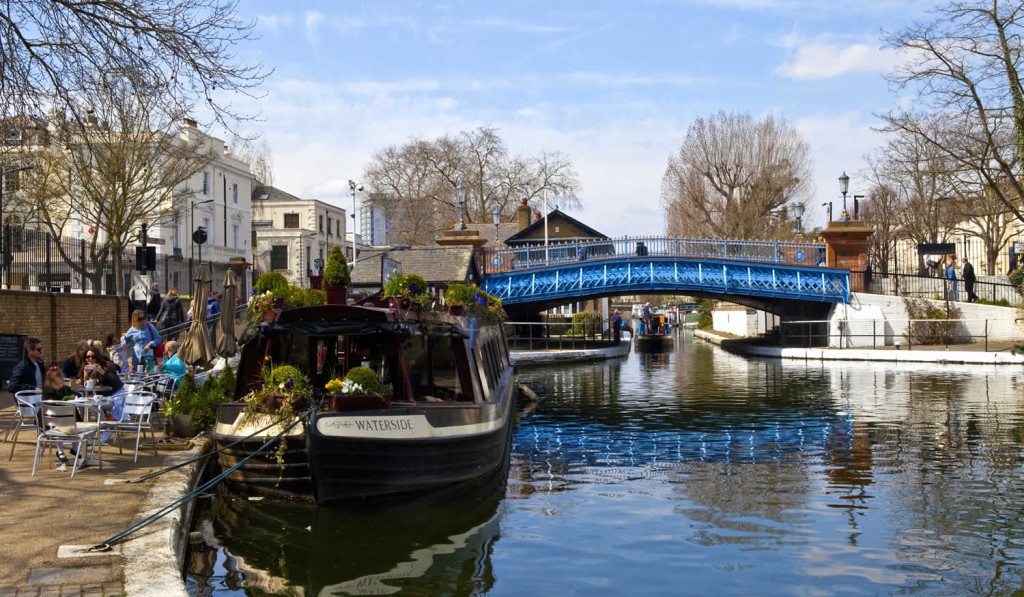 popular-homes-next-to-regents-canal-in-little-venice-london-city-mortgages