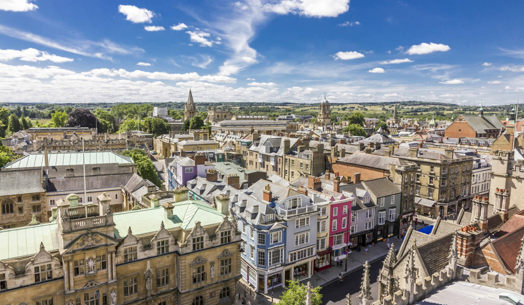 Sunny day view of popular Oxford, London City Mortgages